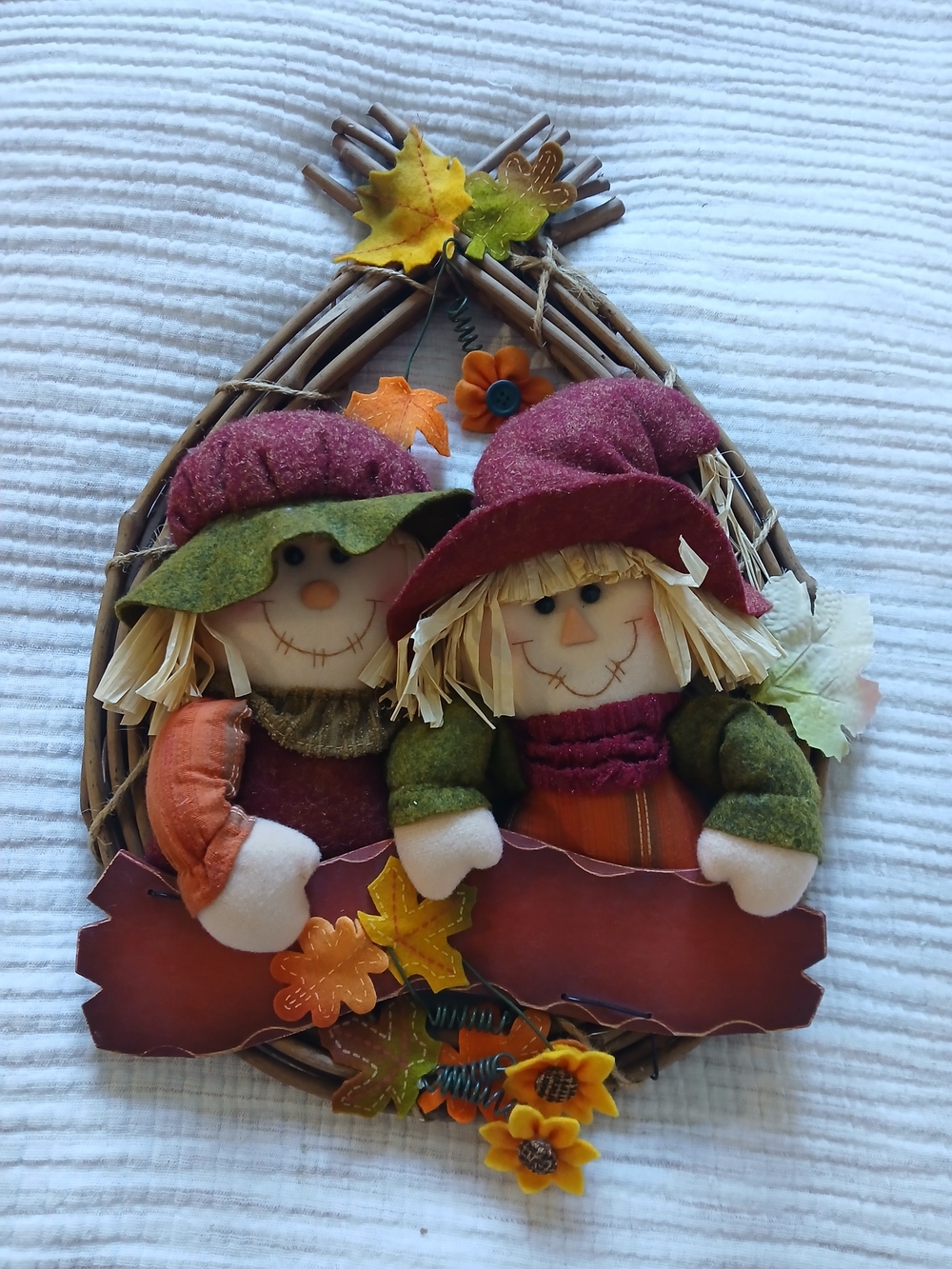 Autumn Harvest Scarecrow Duo Wall Hanging -Halloween Decor